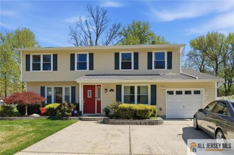 1622 Taylor Drive North Brunswick NJ 08902