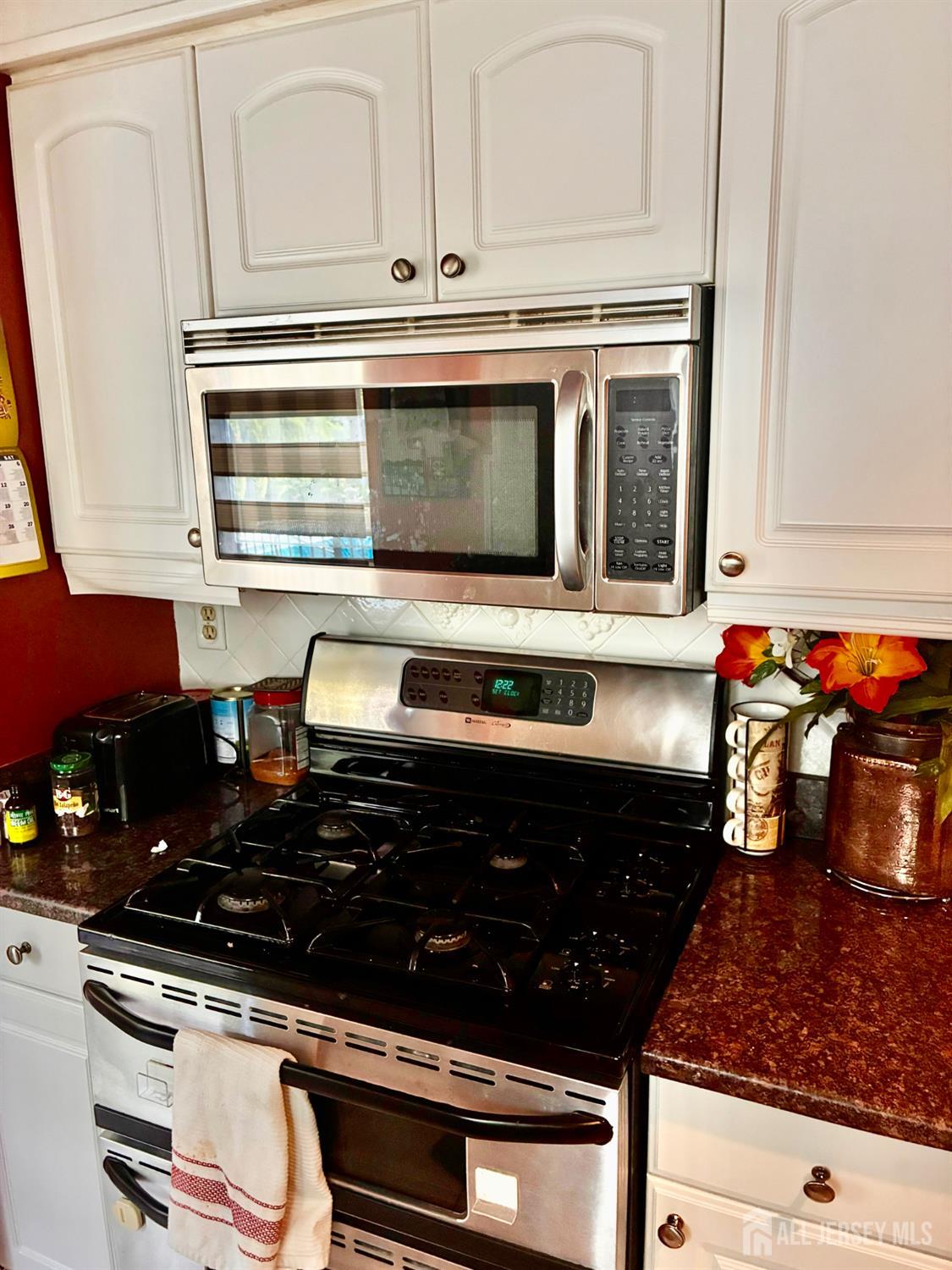 125 Wainwright Drive Matawan NJ 07747