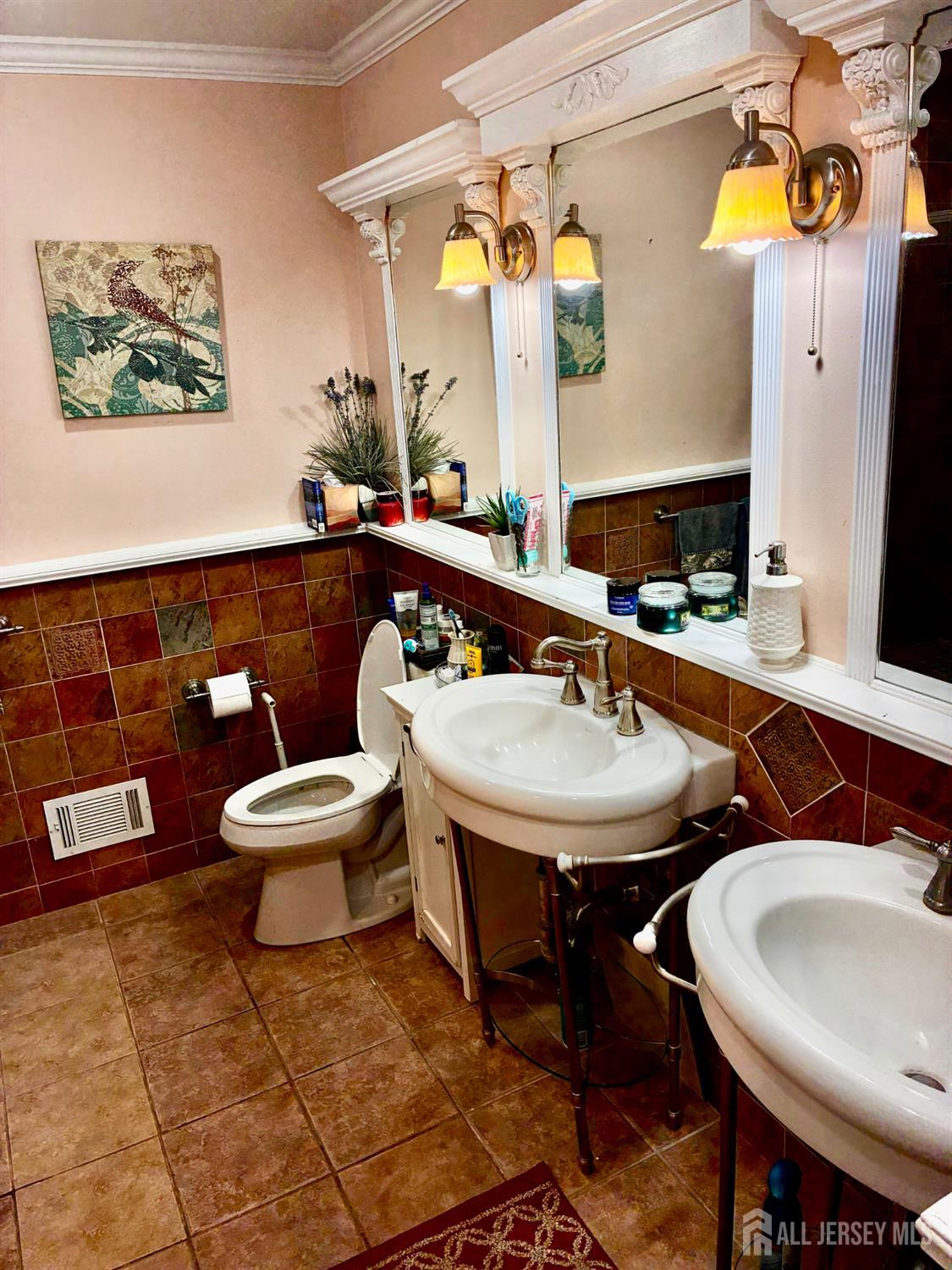 125 Wainwright Drive Matawan NJ 07747