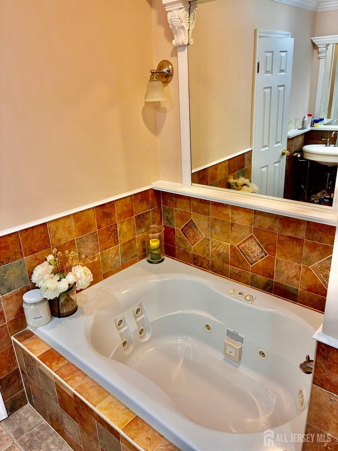 125 Wainwright Drive Matawan NJ 07747