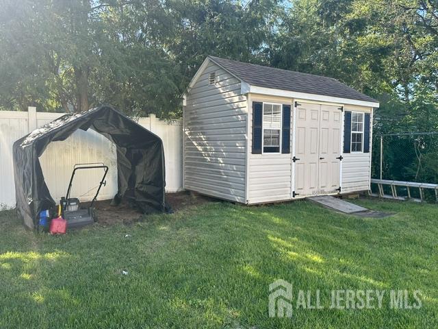 72 Fernhead Avenue Spotswood NJ 08884