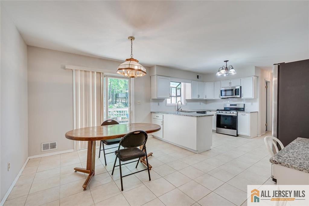 22 Woodgate Drive South Brunswick NJ 08852