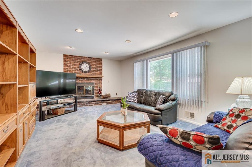 22 Woodgate Drive South Brunswick NJ 08852