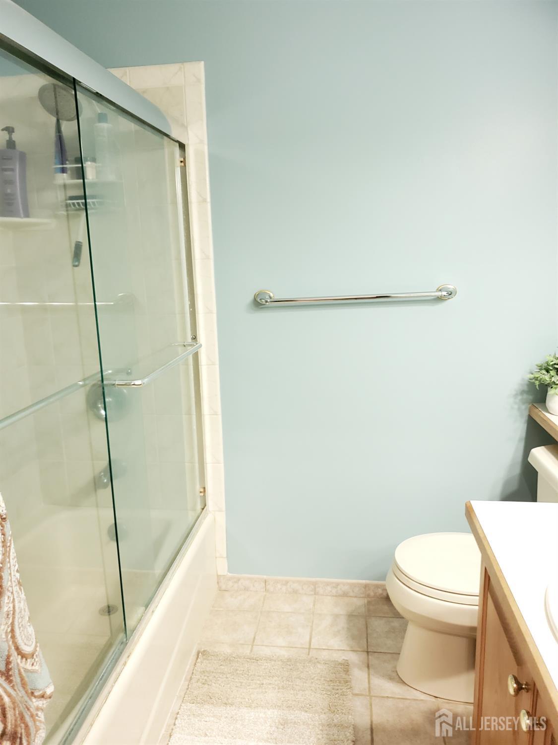 40 Anita Drive Piscataway NJ 08854