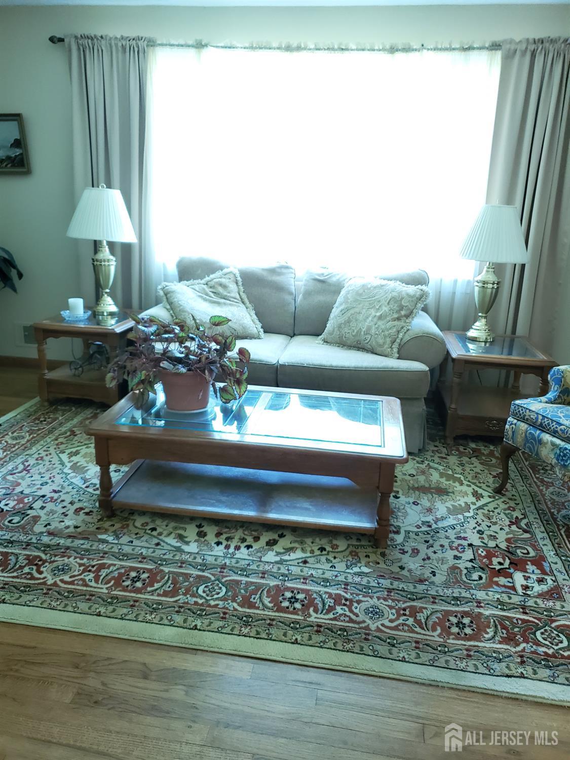 40 Anita Drive Piscataway NJ 08854