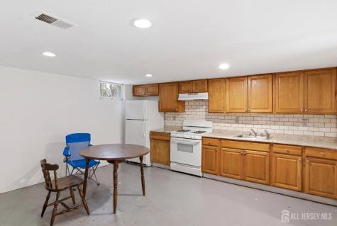 2 Oakwood Place North Brunswick NJ 08902