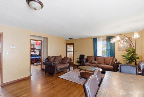 2 Oakwood Place North Brunswick NJ 08902