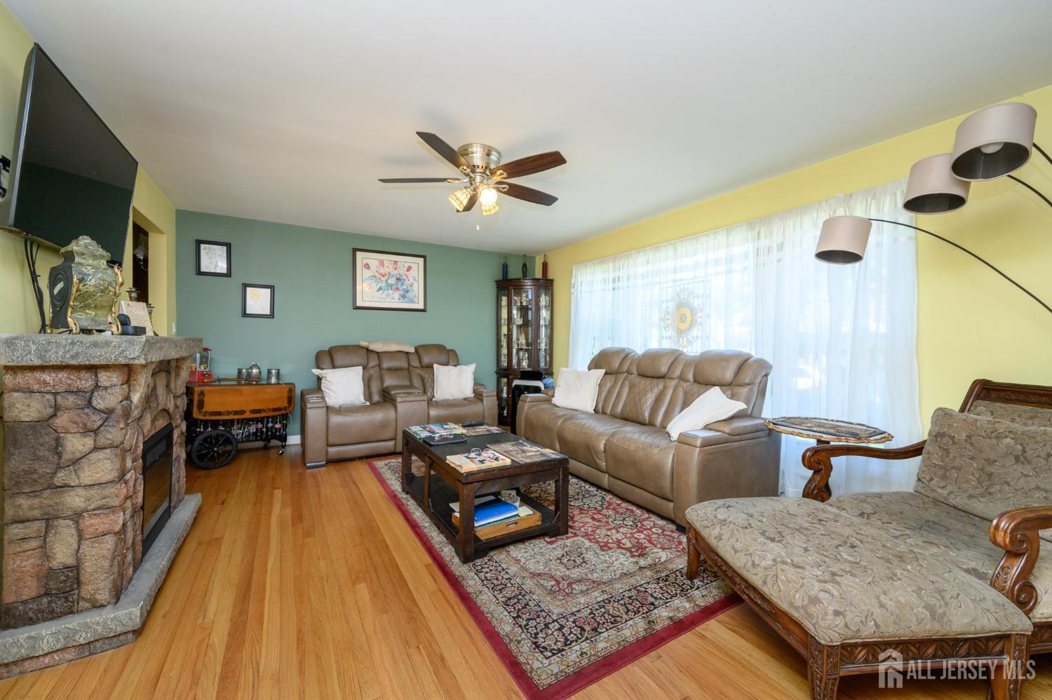 341 Saint Johns Place Bound Brook NJ 08805