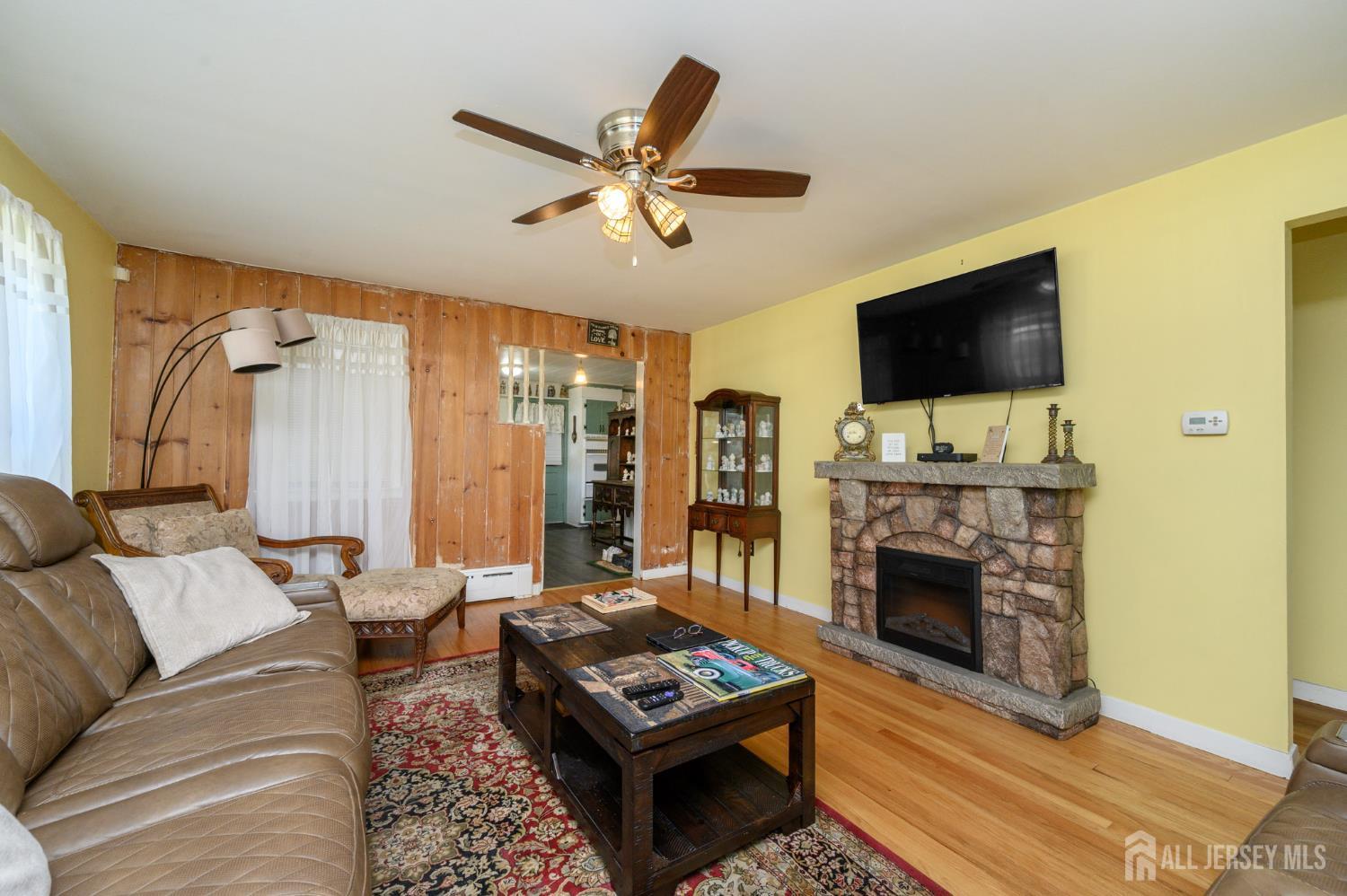 341 Saint Johns Place Bound Brook NJ 08805