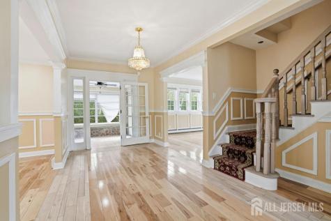 905 N Washington Avenue Green Brook NJ 08812