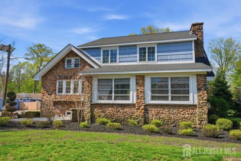 905 N Washington Avenue Green Brook NJ 08812