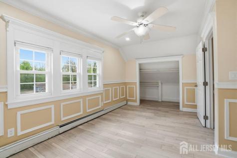 905 N Washington Avenue Green Brook NJ 08812