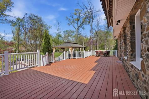 905 N Washington Avenue Green Brook NJ 08812