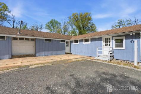 905 N Washington Avenue Green Brook NJ 08812