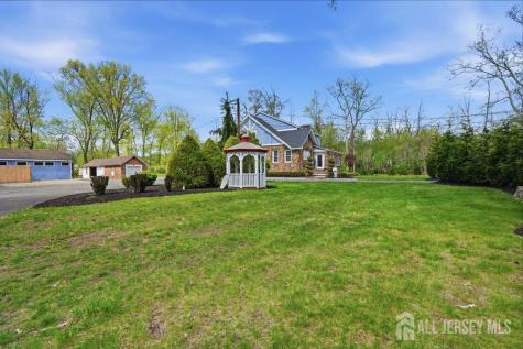 905 N Washington Avenue Green Brook NJ 08812
