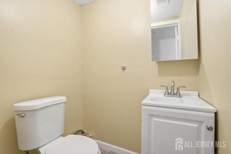 905 N Washington Avenue Green Brook NJ 08812