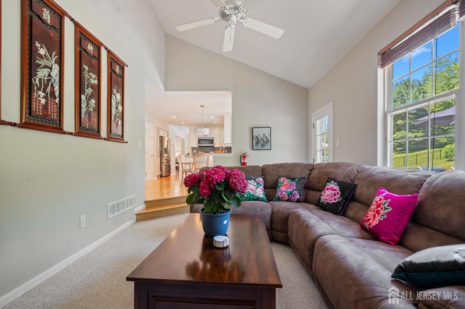 59 Amberfield Road Robbinsville NJ 08691
