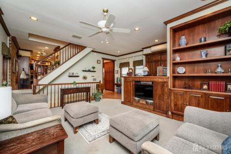 10 Crampton Avenue Woodbridge Proper NJ 07095