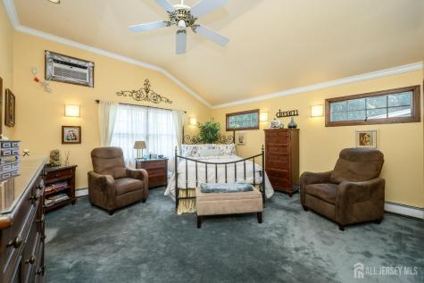 10 Crampton Avenue Woodbridge Proper NJ 07095