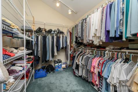 10 Crampton Avenue Woodbridge Proper NJ 07095