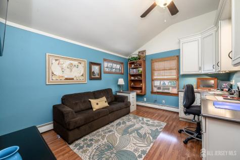 10 Crampton Avenue Woodbridge Proper NJ 07095