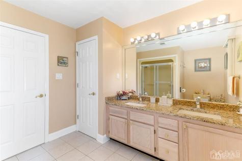 15 Gallo Way Edison NJ 08820