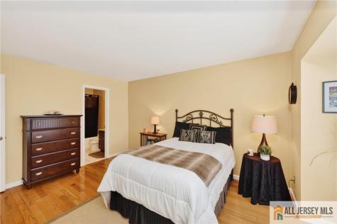147 Picadilly Place Franklin NJ 08873