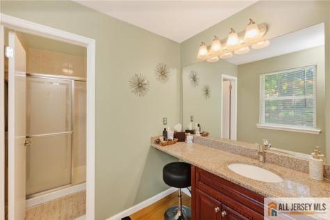 147 Picadilly Place Franklin NJ 08873