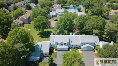 147 Picadilly Place Franklin NJ 08873