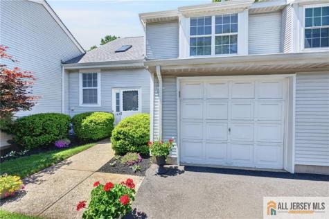 147 Picadilly Place Franklin NJ 08873