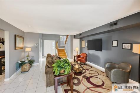 147 Picadilly Place Franklin NJ 08873