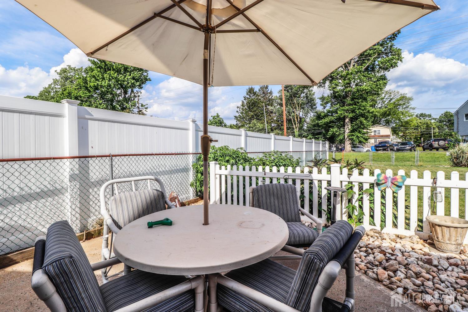 13 Meade Street Sewaren NJ 07077