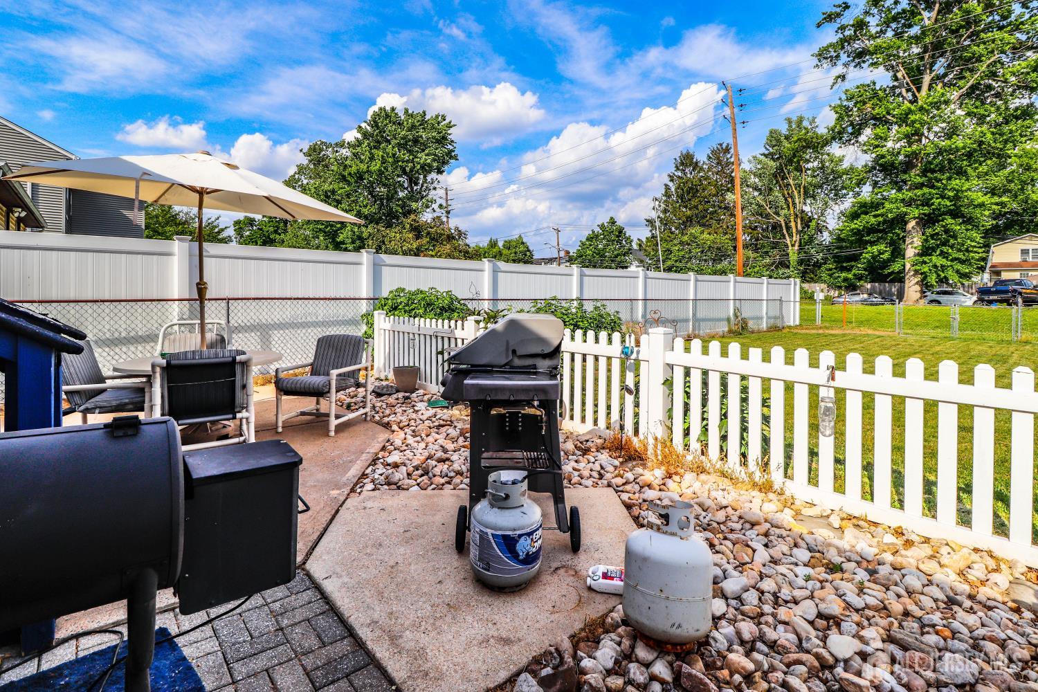 13 Meade Street Sewaren NJ 07077