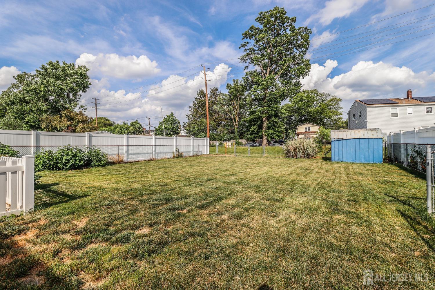 13 Meade Street Sewaren NJ 07077