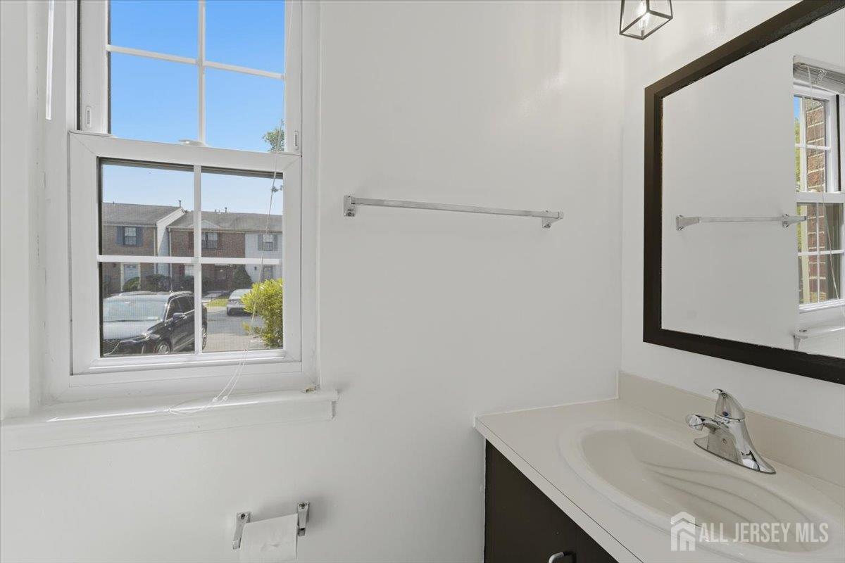 543 Manchester Court Piscataway NJ 08854