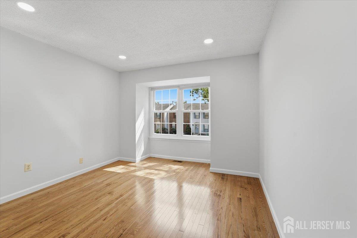 543 Manchester Court Piscataway NJ 08854