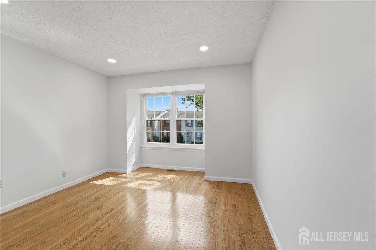 543 Manchester Court Piscataway NJ 08854