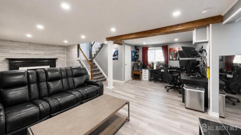 4 Meade Court Piscataway NJ 08854