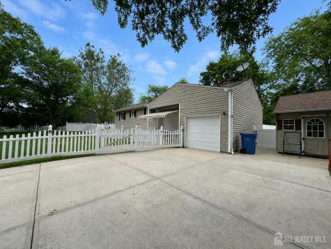 4 Meade Court Piscataway NJ 08854