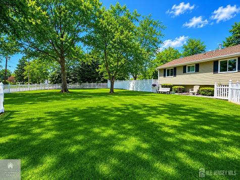 4 Meade Court Piscataway NJ 08854