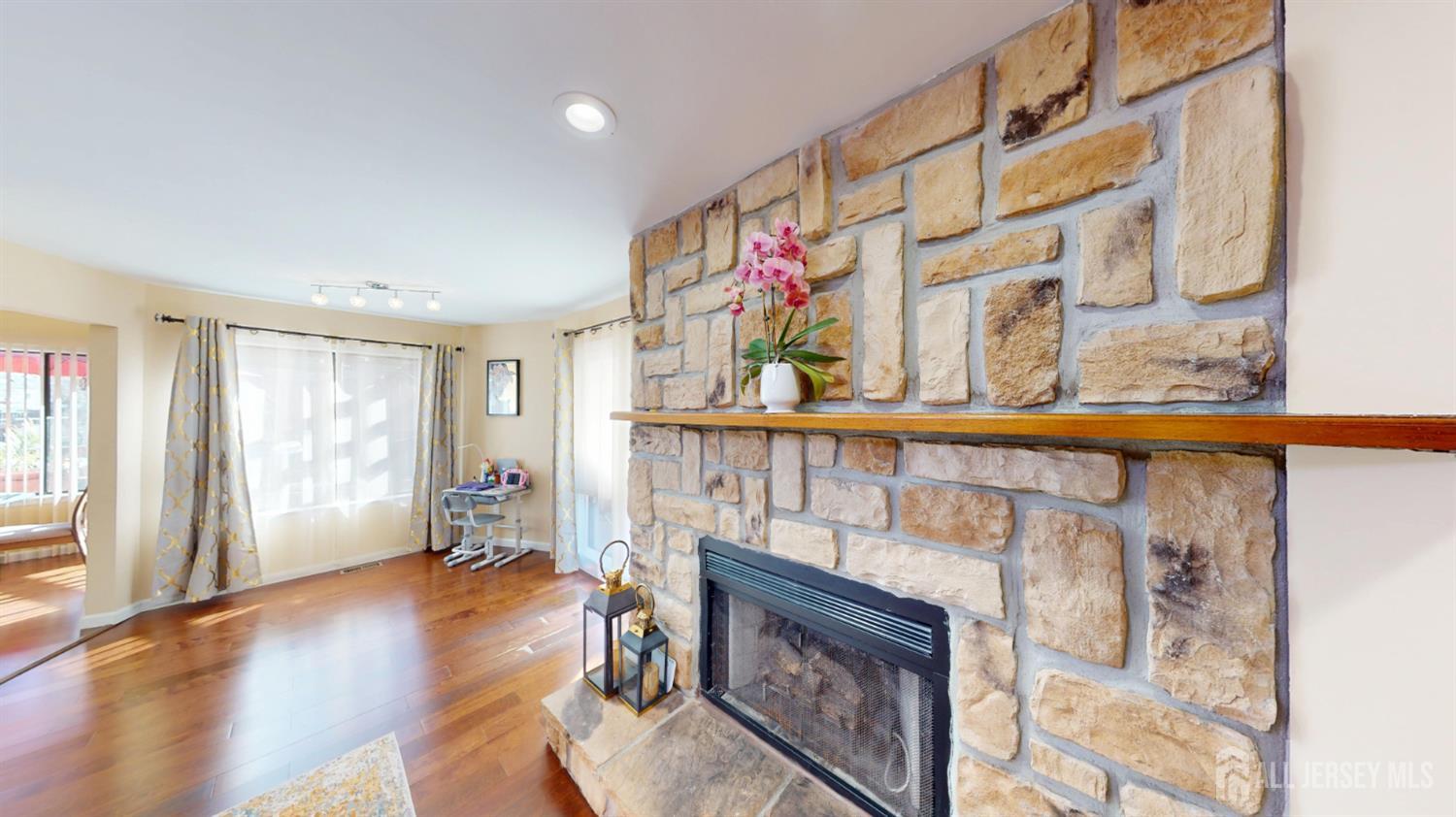 194 Goldmine Lane Old Bridge NJ 08857