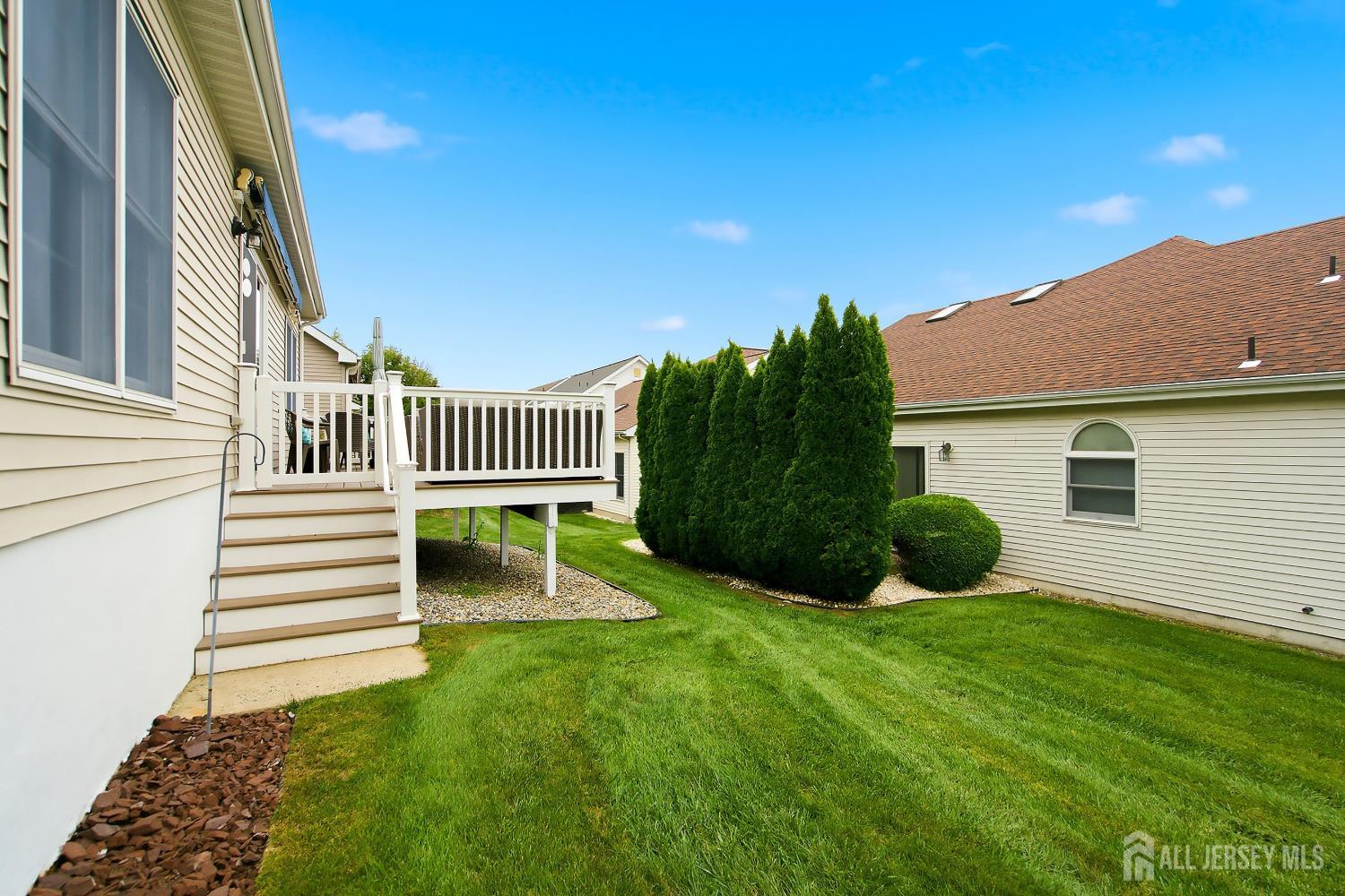 28 Sherwood Drive Monroe NJ 08831