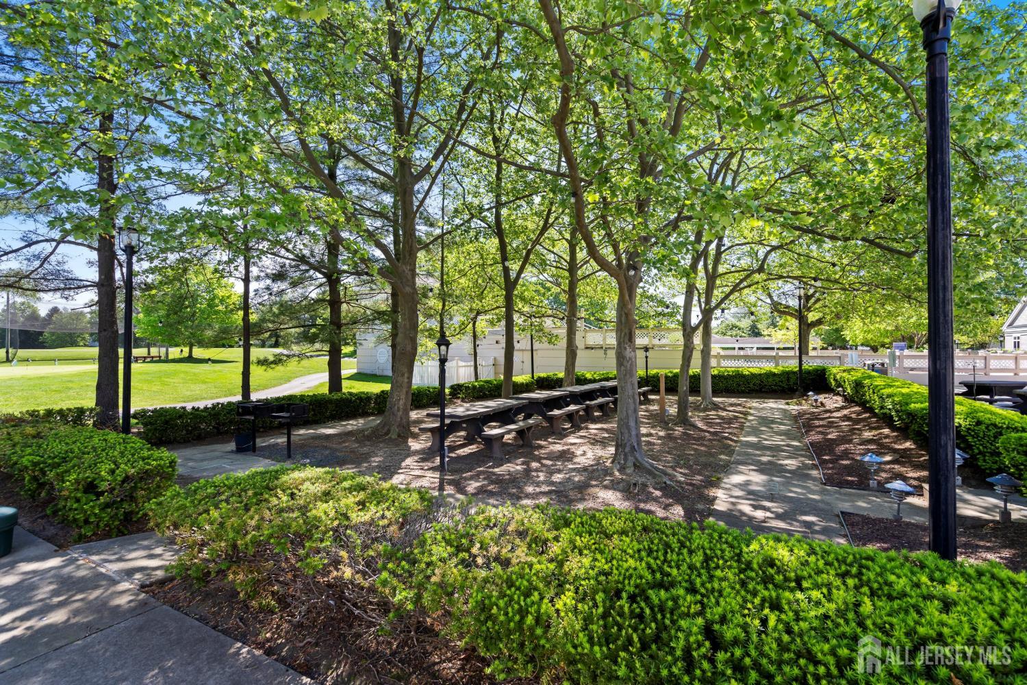 28 Sherwood Drive Monroe NJ 08831