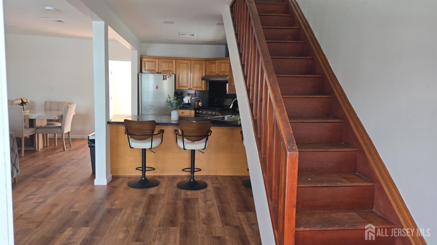 509 81st Street North Bergen NJ 07047