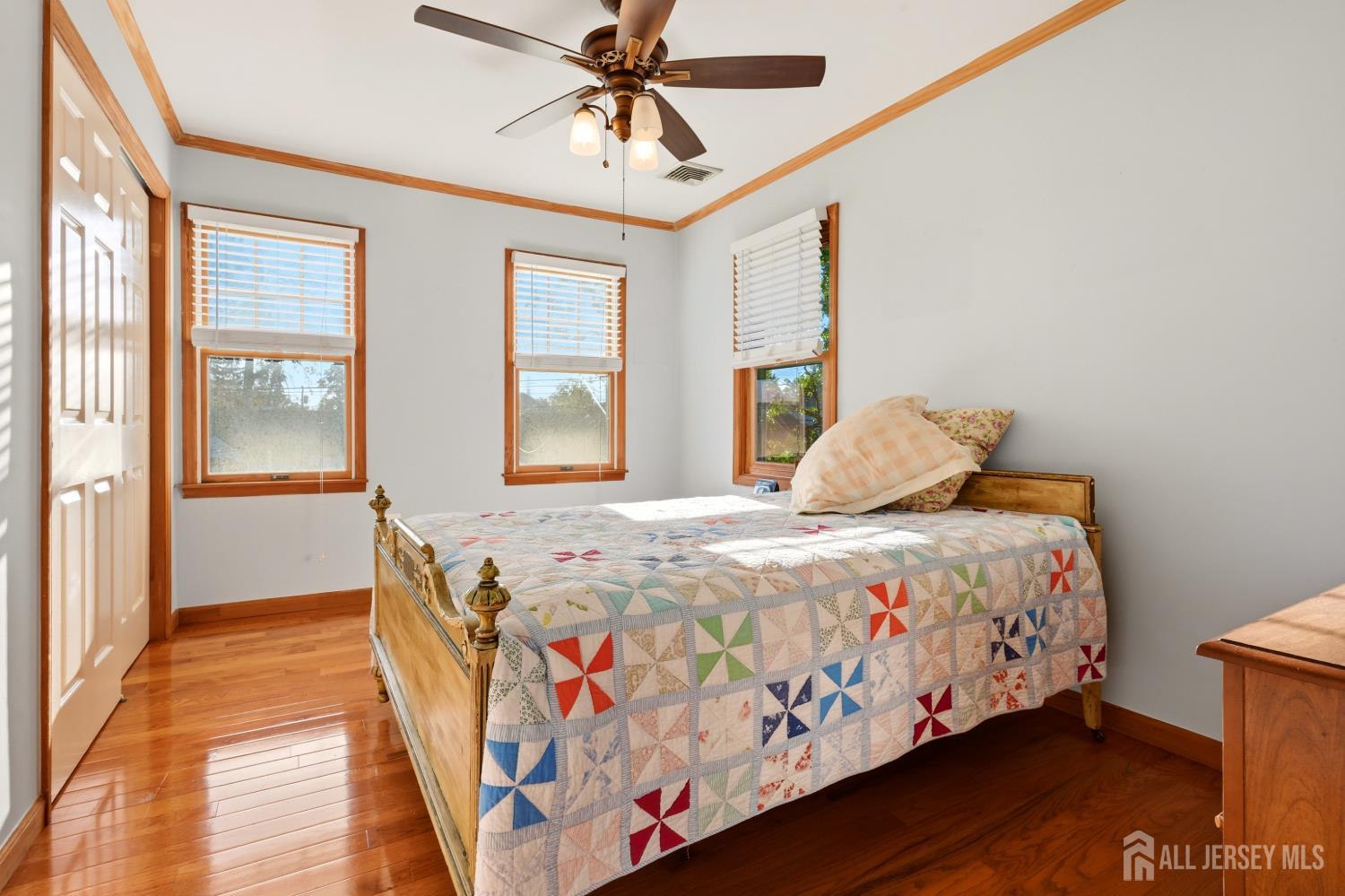 29 Madison Avenue Avenel NJ 07001