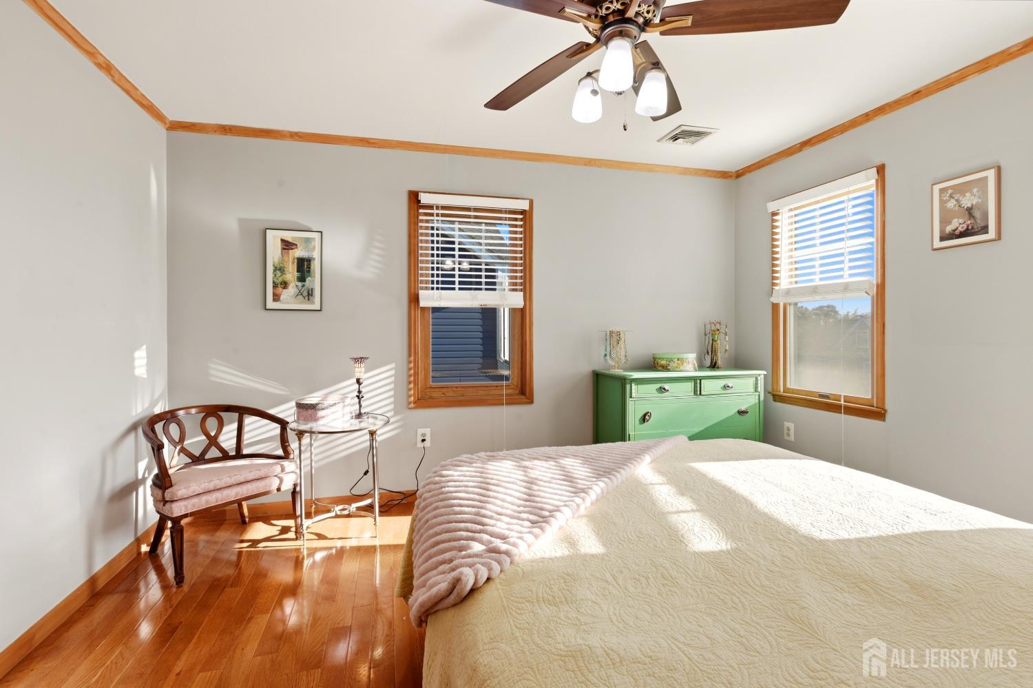 29 Madison Avenue Avenel NJ 07001