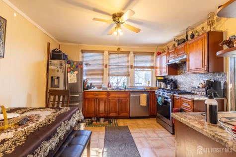 48 Locust Street Carteret NJ 07008