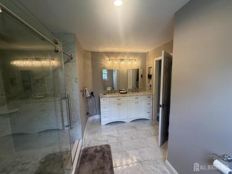 56 Oakland Road Old Bridge NJ 08857