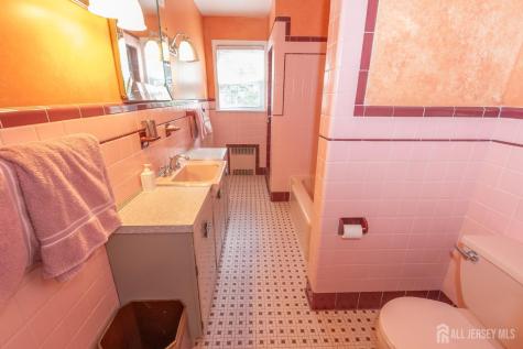 5 Pardun Street Milltown NJ 08850