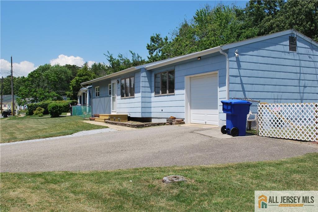 1230 Cattus Island Bend Toms River NJ 08753